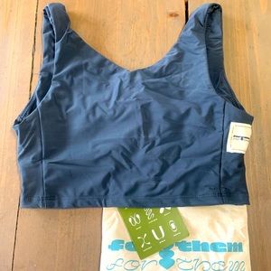 For them chest binder size: conjour (small)